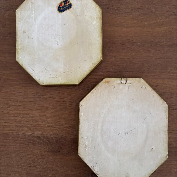 Vintage Set of Devonware Chalkware Wall Art, Greek Figurines - Picture 5 of 5